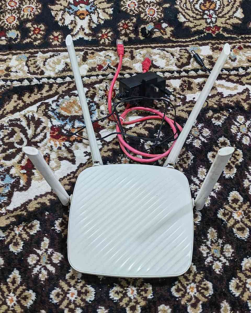 برج انترنيت ( بور بنك ) مع ملحقاته 
بوري وقاعدة وبراغي
واير برج
راوتر رباعي نوع تيندا كامل
سعر 90 بي مجال
مكان حي البكر


**إذا كنت صاحب هذا الإعلان وتريد حذفه لأي سبب، رجاءا أرسل رسالة إلى الدعم الفني**