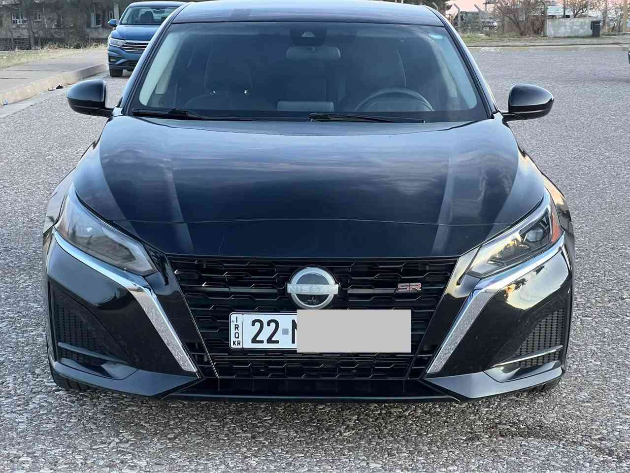 السلام عليكم 
للبيع نيسان التيما موديل 2023 اسود قطران
سعر  150 $$$
السيارة رقم أربيل بسمي تحويل وكآلة تريد حاضر نفس اليوم
مكينه وكير وتبريد كله بشرط وين ماتريد افحص
محرك 2500 المرغوب اربعه سلندر بدون تيربو وبدون دبل اكسل
مواصفات SV 
كشن كهربائي 
رادار امامي وخلفي وجانبي كله شغال شرط
بصمه 
ابواب بصمه 
صندوق بصمه
تحديد سرعه
تشغيل عن بعد
حساسات خلفي جانبي كلو شغال شركة
أربع أطارات أصلي قبل أسبوع شديت جديد
السيارة خير من الله على وضع الشركة 
دينار مصرف مآبيها جاهزة
شاشه وكاميرا
ماشيه 36 آلف 
وبعد بيها مواصفات 
سيارا بيها جاملغ وبنيند بدون شواصي
رقم شاصي موجود مع صور
ارباك فقط ستيرن وراجع سستم
سيارا احلى من صور سيارا نظيفه ما بيها مصرف
حجر كزوز بشرط
هاتف ☎️ *********** واتساب موجود 
العنوان عقرة تبعد عن الموصل واربيل مسافة تقريباً ساعة اخي وعزيزي مو شراي لاتراسل واعبر المنشور ؟؟؟ دهوك, العراق
