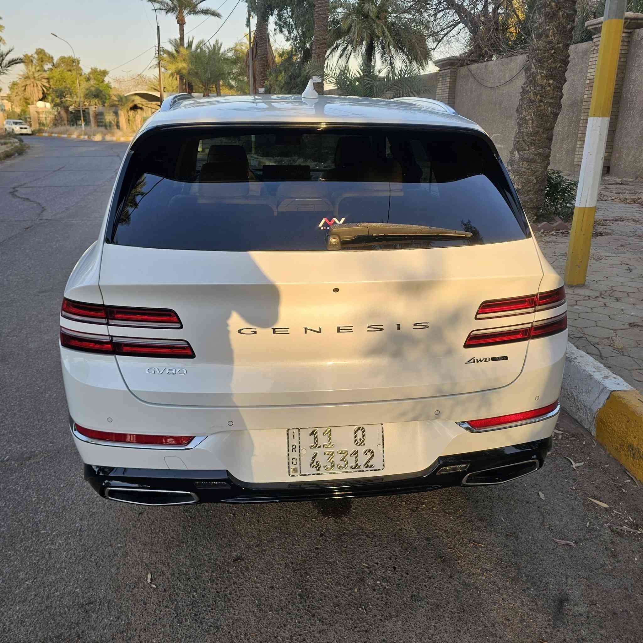 السلام عليكم للبيع جنيسس موديل ٢٠٢٣ وارد أمريكي برستيج gv80اعلى فئه ٦ سلندر محرك ٣٥٠٠ توين توربو السياره ماشيه ٣٠ الف مايل رقم بغداد حادثها جاملغ ودعاميه وشي قليل من البنيد مواصفات فووو الفول لاتصال *********** بغداد الكرخ غير متواجد عل الفيس واتس اب
