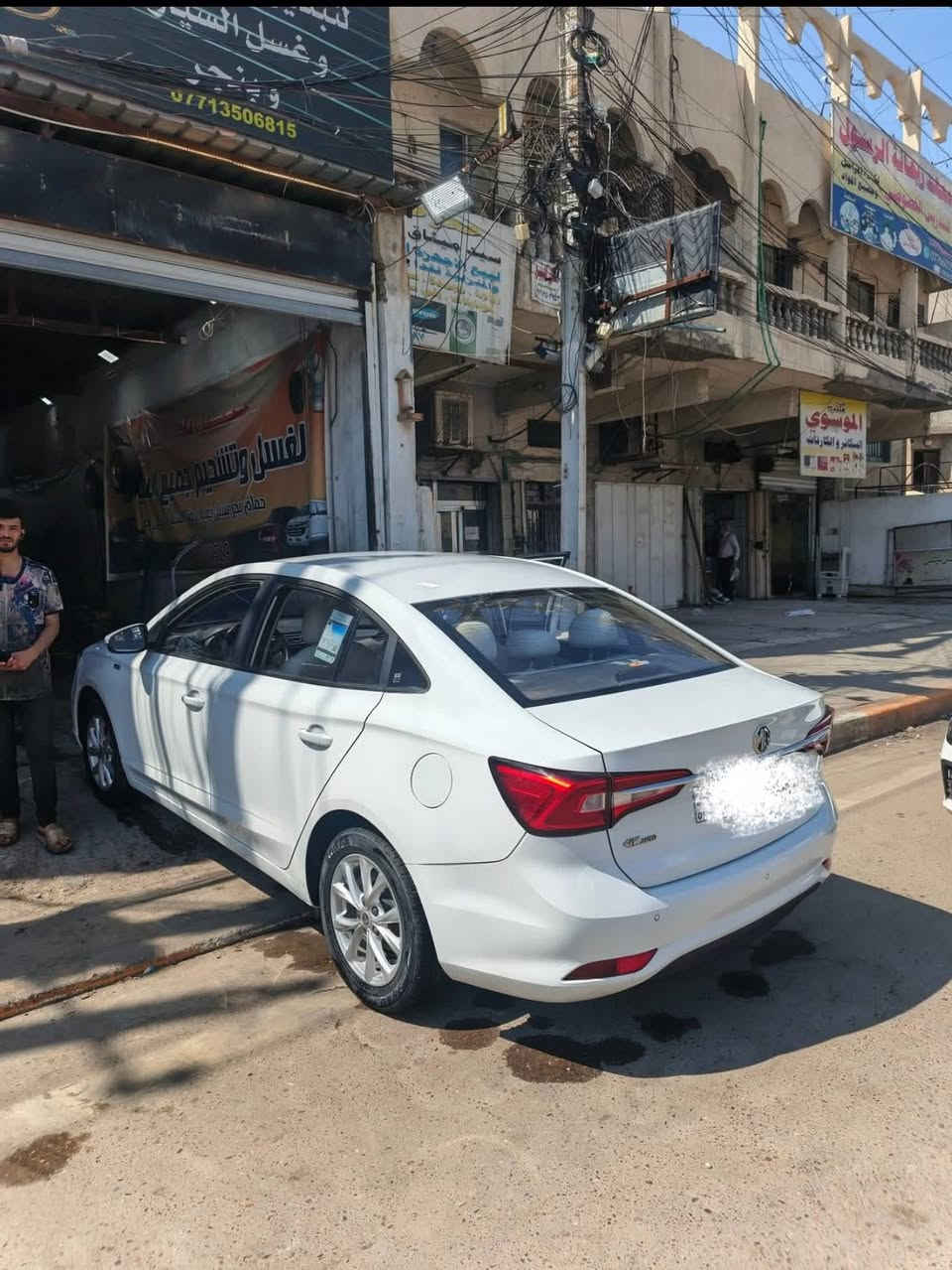 سيارة mg5 2023 ماشيه ١٤ الف رقمها بغداد  بعدها بضمان الشركة 
بيها كم تكحيلة صغار 
وبارد بمكانين باب السايق وباب الصدر 
سعرها 87$ 
وبيها مجال للشراي مكانها كربلاء


**إذا كنت صاحب هذا الإعلان وتريد حذفه لأي سبب، رجاءا أرسل رسالة إلى الدعم الفني**