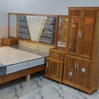غرف نوم • تبديل قديم • موصل الصناعية