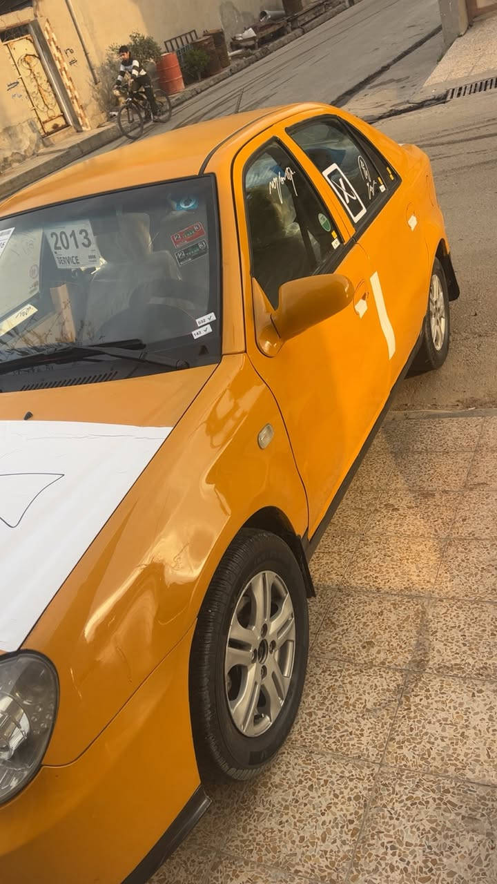 السلام عليكم جيلي سي كي موديل 2013 كصه قديمه رقم بغداد بسمي سنويه جديده مكينه وكير شرط طخم جديد  تخم تاير جديد تدفئه تبريد شغال مناقصها كلشي سياره جديده بيها صبغ 3 قطع بابين وداير صفحه  اليمين كتلوك شركه بيها فلينه جديده مكان السياره حي عدن السعر 43 بيها مجال جماعه الاقساط والمده ما ابيع نقد فقط 
***********
***********
