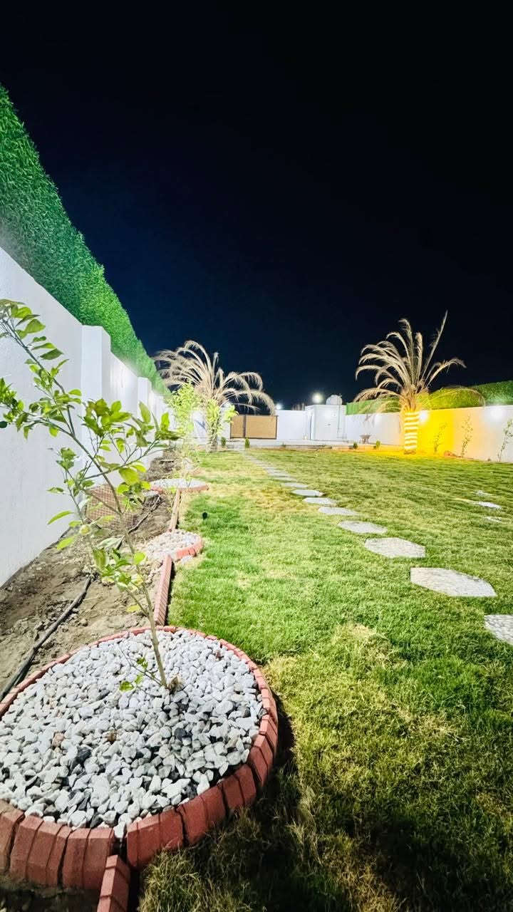 مزرعه اصل الكرم 
ديالى الخالص طريق الجنسيه 
الحجوزات والمناسبات للعوائل والاحبه 
***********
