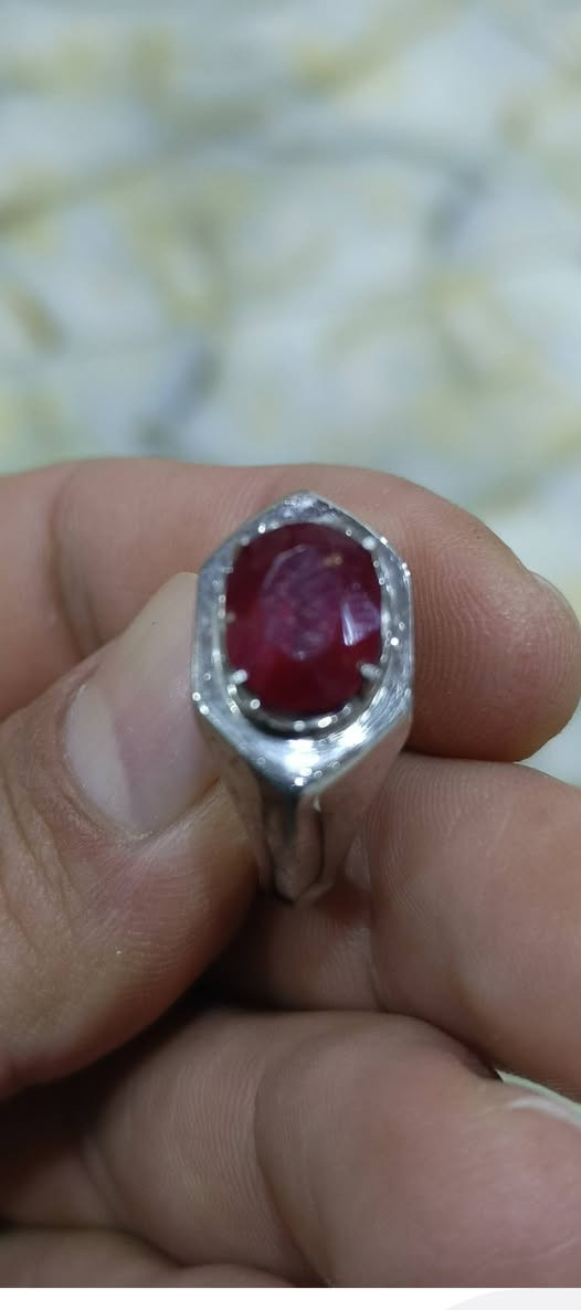 إلى أصحاب الذوق الرفيع تحفه من الياقوت الأفريقي الطبيعي بصياغة جميله جدا


**إذا كنت صاحب هذا الإعلان وتريد حذفه لأي سبب، رجاءا أرسل رسالة إلى الدعم الفني**