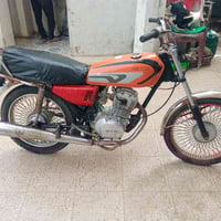 كلك 21محرك مامفتوح دراجه حلو رقم شاصي 300مو شراي لاتعبني رقم شاصي بيها...