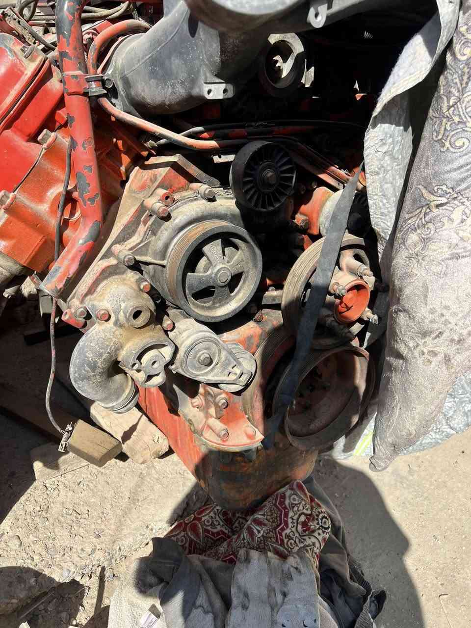 السلام عليكم محركات للبيع جاهزات
ثنين سكانيا ١٢٤ ستندر 
ووحدة ٨ سلندر انجكتر حديث استندر جاهزة 
للاستفسار 
***********
مامتواجد على نت
