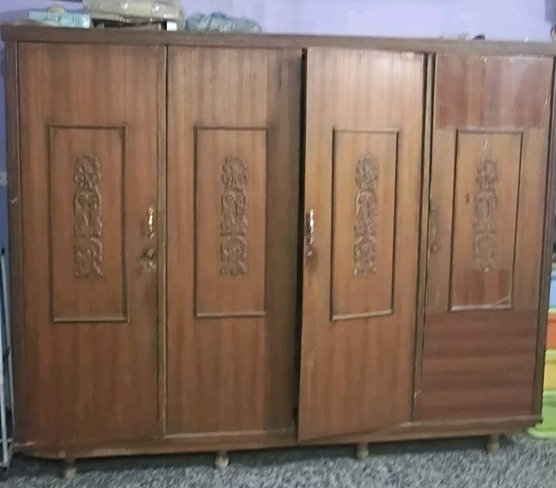 سلام عليكم  اغراض للبيع   جربايه  وكنتور
   و بوفيه 

العنوان بغداد حي اور فلكه صباح الخياط 

رقم / ***********

حي القيوم  كهيعص