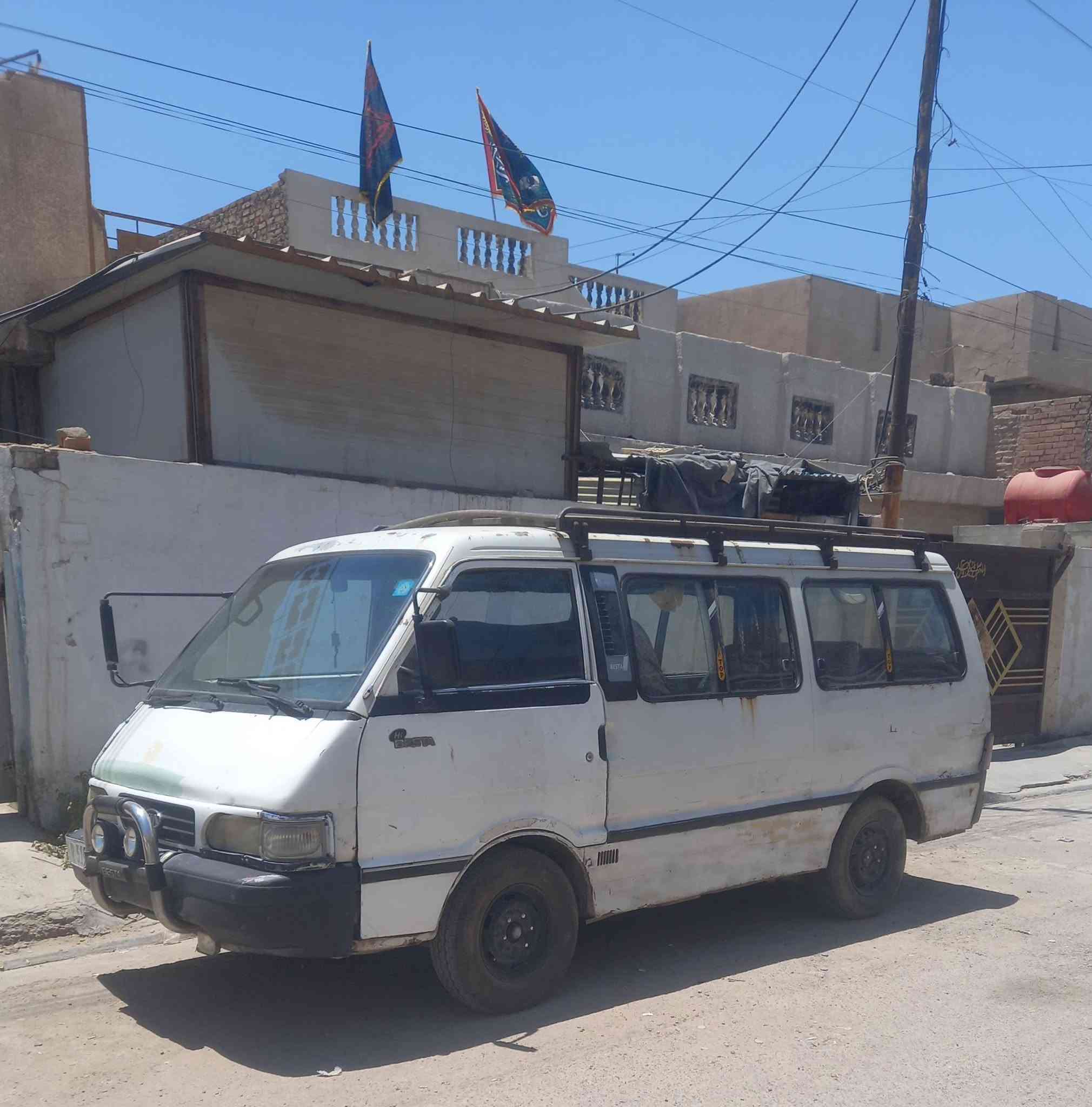 كيا بستا ٩٥ مصفره هيئه ومرور رقم جديد  بغداد بسمي شرط التحويل  مكينه خيط تبخير  مكان السياره بياع السعر ٢٥ الاتصال على هذا الرقم ***********
