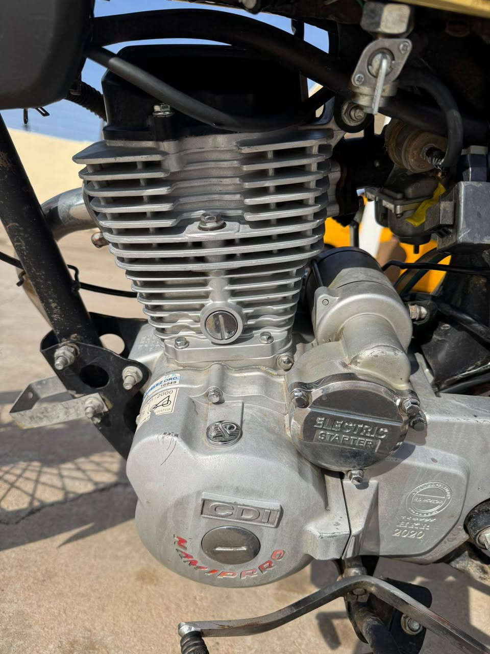 سلام عليكم نامي برو دبل  R موديل ٢٠٢٠ كل عيب مابي محرك مامفتوح أوراق سعر٥٢٥ بي مجال 
وهاي رقمي ***********
