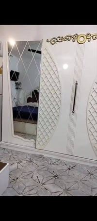 غرفة تركية مستعملة 10قطع بيها ضرر قليل سعرها كلش مناسب مستعجل ع البيع ...