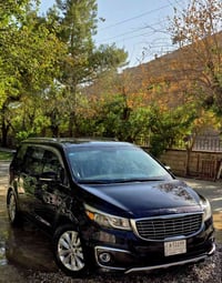 كيا سيدوناا للبيع موديل 2016 محرك ٦ سلندر  ماشيه ٩٠الف  بالميل  فول عد...