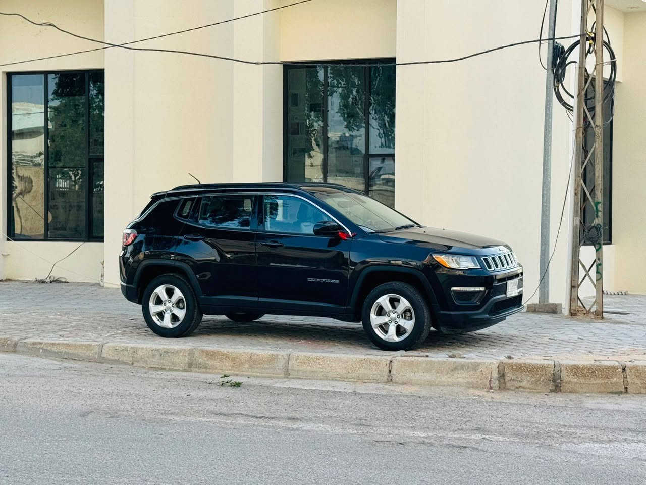 جيب كمباس مديل 2020 سعر 118 قابل للتفاوض الاستفسار اتصل *********** وارد أمريكي حادثها جاملغ وبنيد بدون دواخل والباقي كفاله عامه مواصفات فول عدا الفتحه بصمه تشغيل بصمه أبواب تشغيل عن بعد كشن كهربائي شاشه كبيره تحكم ستيرن اشاير مري كهربائي ويل كب 5 قطعتين تبريد حساسات امامي وخلفي مكينه 2400 مكينه وكير مكفولات حداديه جديده تخم تاير تبريد تدفئه شغال رقم بابل مشروع وطني سنويه ل 28 مكان سياره كربلاء مكلف ب نشر
