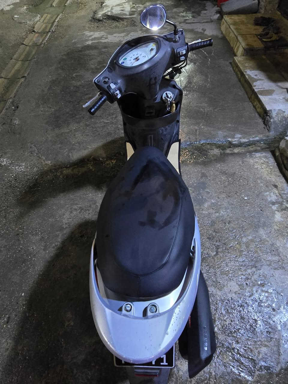 سلام عليكم  بغباء للبيع لون سلفر مال رمبه مبه كفرات اصليه 
مكاني الحريه الاولى ***********
