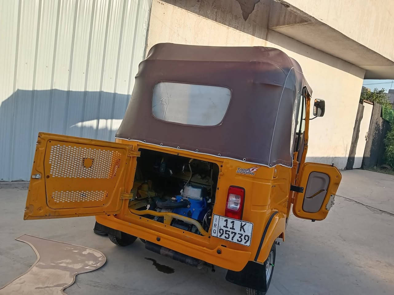 مكلف بلنشر
سلام عليكم تكتك للبيع موديل ٢٢ تحويل ثاني يوم تكتك كفاله عامه  تكتك مال جناي ربع ما ذب عليه مكاني في بغداد الشعب السعر 6 أو 200 و بيهه مجال للطيبين هاذ رقم بي واتساب ‏‪***********‬‏
