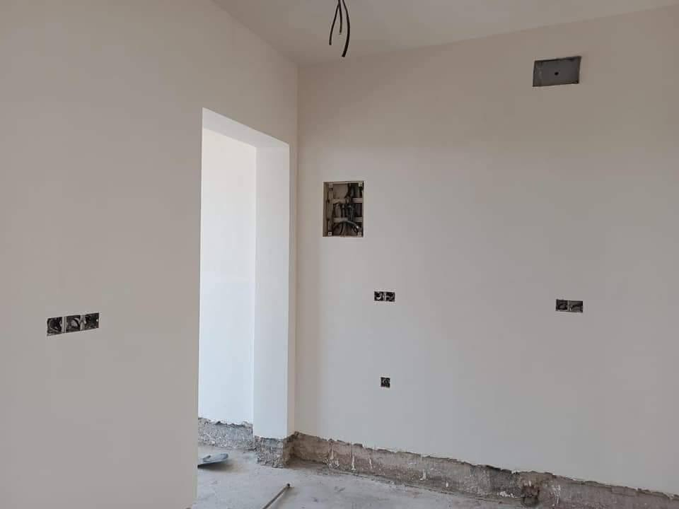 السلام عليكم لباخ متفرغ شغل درجه اولئ لط وتكنيد جص سقل بورك تجي بعينك تشوف الشغل  ***********
