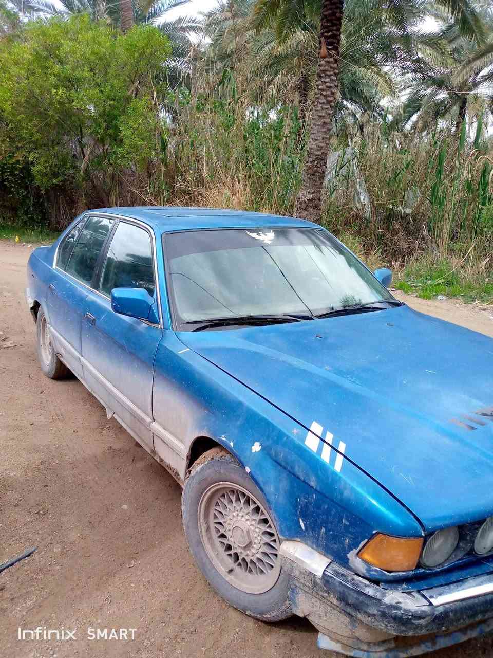 السلام عليكم بي ام دبليو للبيع رقم ديالى محرك جديد كل كهرباياتهه تشتغل تبريد العنوان  كربلاء الحسينية ***********
