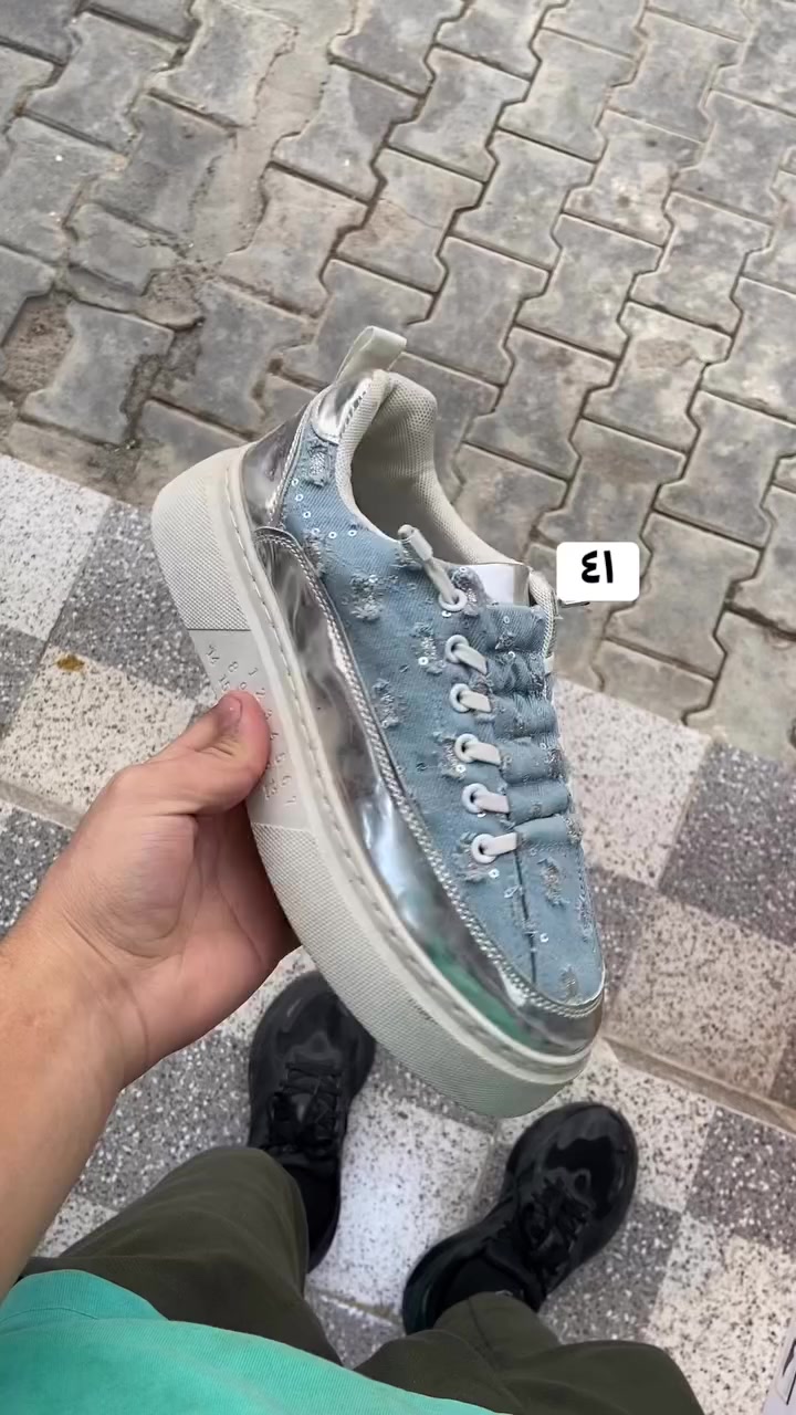 شباب قياس ٤١-٤٢ هاي نماذج من القطع وعندي بعد إذا تحب تراسلني اصورلك وادزلك باله أوربي وقطع نضيفه وسعار مناسبه عنواني واسط الكوت حي الحوراء شارع سيد يعقوب توصيل موجود كافه محافظات العراق جملة مفرد موجود شكد متريد


**إذا كنت صاحب هذا الإعلان وتريد حذفه لأي سبب، رجاءا أرسل رسالة إلى الدعم الفني**