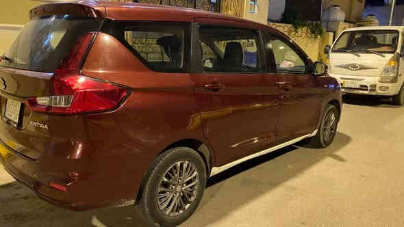 سازوكي ارتيجا موديل18 محرك 1500  قطعتين تبريد 7 راكب مكفوله من صبغ بيها باب سايق على ضربتها يرجع بارد
$ السعر 115
للاستفسار 
0782 931 3032
