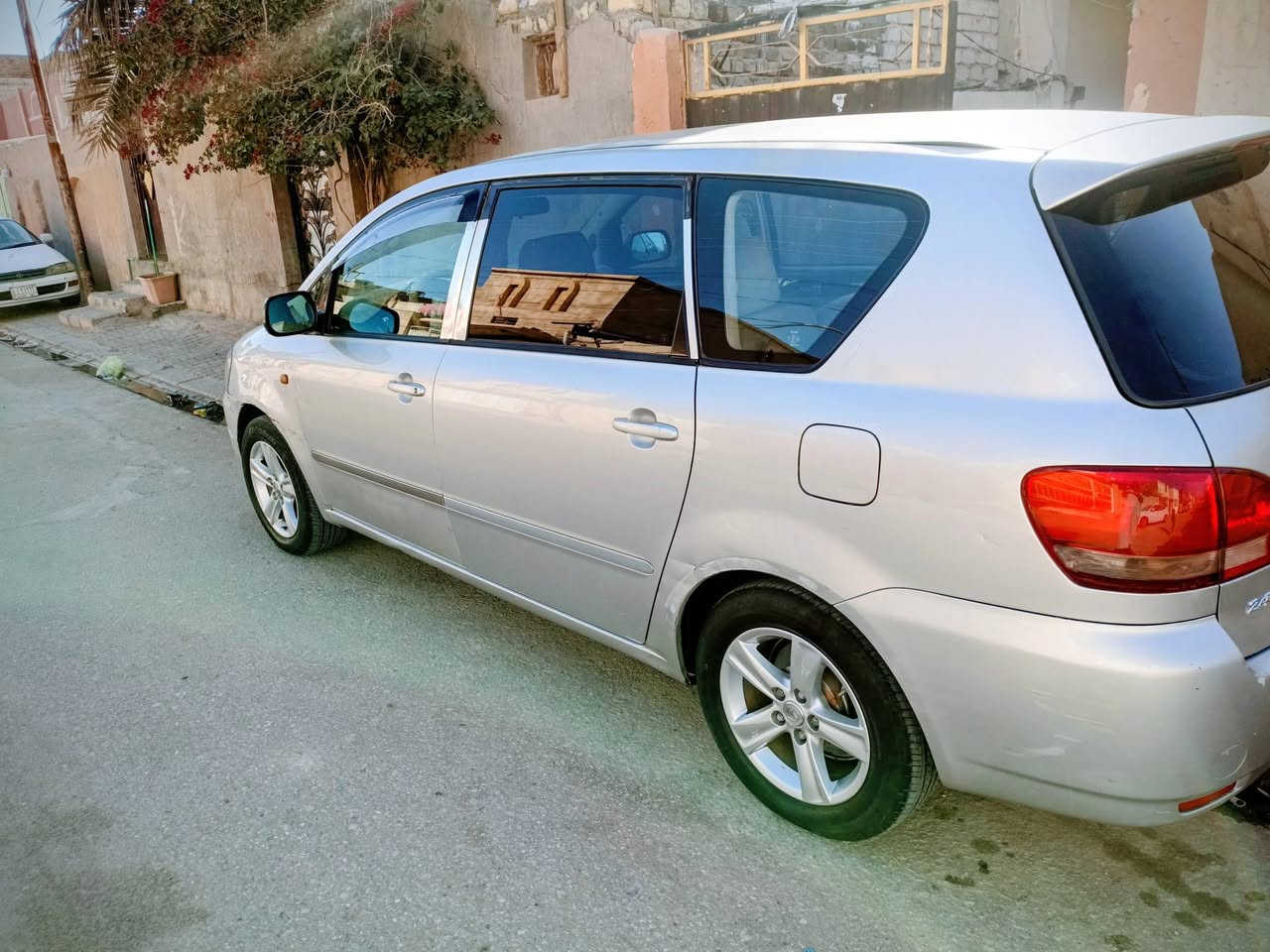 ابصم موديل 2013 دخل بيجي 
مكينه مكفوله تبريد شغال 3 قطع
7 راكب رقم كربلاء ،، موجوده بالنجف 
السعر 78 وبيه مجال 
 ( وكاله ) ***********
