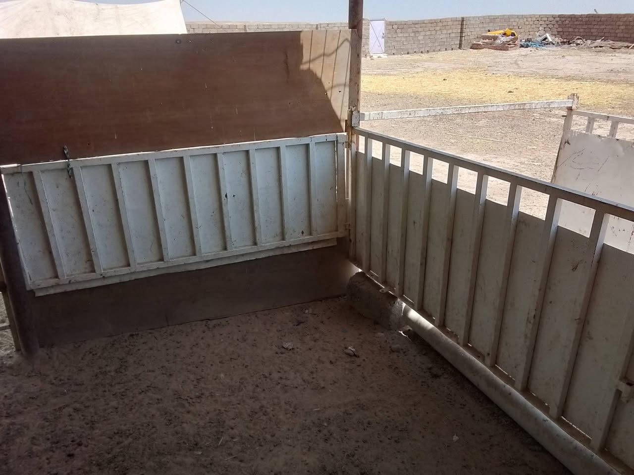 محجل كيا كامل مغلفات صفاحو نظيف للبيع سعر 150 وبي مجال ***********
