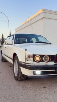 حجم 740   مكينه 8V✈️  موديل 1993  رقم نينوئ جديد   هزه جديد   سنويه جد...