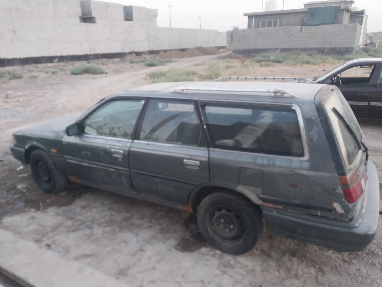 كامري مديل ١٩٩١ ستيشن محرك حجم ٢٠٠٠ كير عادي كير ومحرك خير من الله السعر ٢٥ $ موبايل ***********  ديالى الخالص
