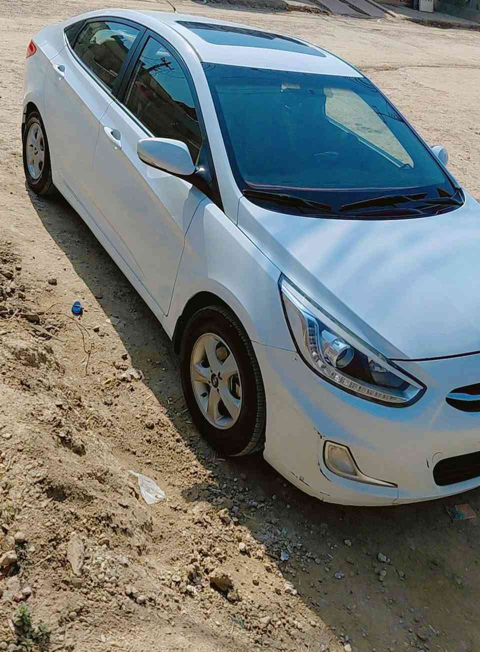 اكسنت2016 رقم بغداد
اكسنت خليجي 2016.  رقم بغداد مكينه حجم 1600 قطرتين دوش كير محرك مكفول تبريد  صدر خلفي امامي جديد السعر 110. بيها مجال ***********.  مكاني بغداد.
