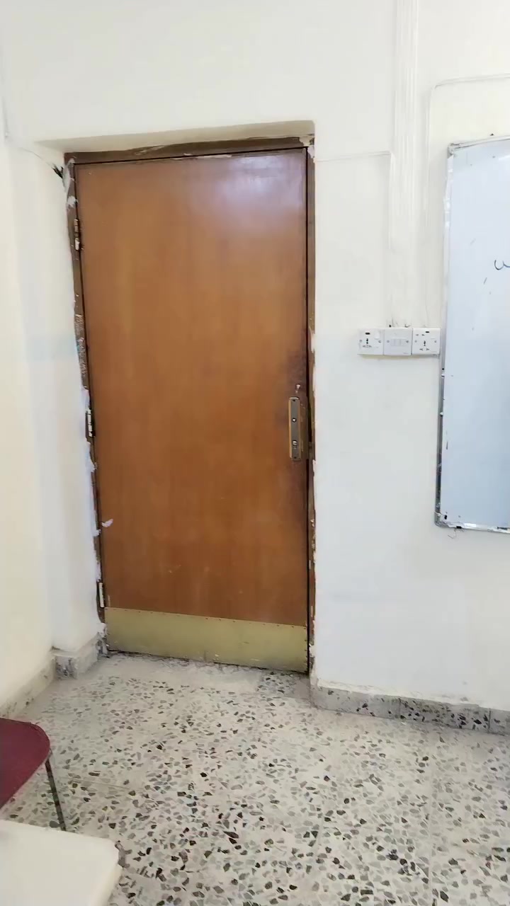 ((شاهد كيف نستقبل الطالب او شوف شلون نحترمه)) 

ثانوية الكوثر الأهلية النموذجية للبنين

مكان لزرع بذور المستقبل

وبيئة تعليمية مميزة.

🌹 مميزاتنا:

🌷 كادر تدريسي متميّز ذو خبرة عالية.

💐 متابعة يومية لمستوى الطلبة.

🌹 بيئة تربوية وتعليمية راقية.

🌺 قاعات دراسية مهيأة ومكيّفة.

🌹 أنشطة علمية وثقافية داعمة لمسيرة الطالب.

الموقع: النجف الأشرف / حي السعد / شارع جامع ابن كمّونة / مقابل القنصلية الإيرانية سابقاً / مجاور مكاتب السياحة والسفر.

للاستفسار الاتصال بـ:

📞 ممثل الهيئة التأسيسية: ***********
