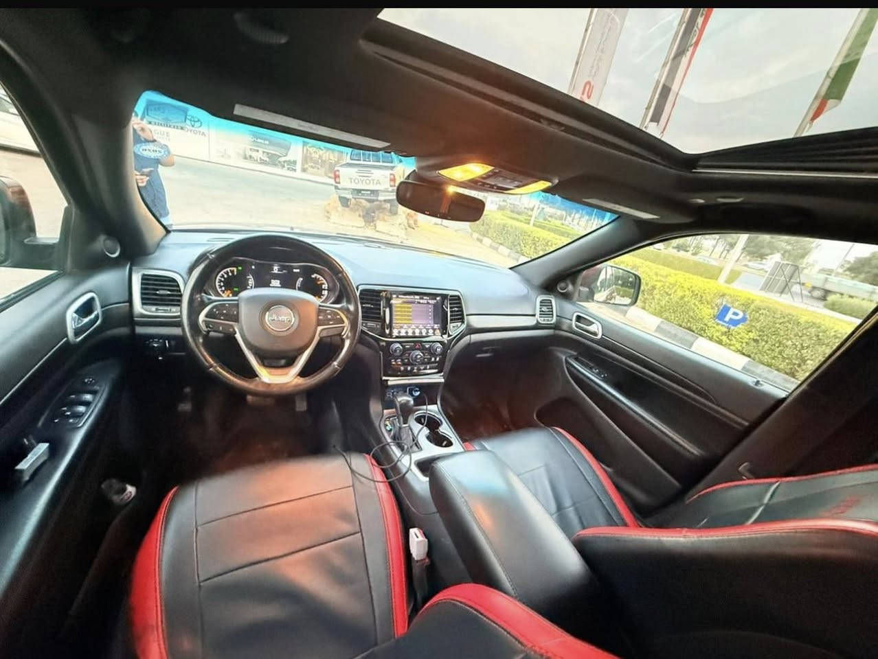 جيب شيروكي موديل 20
مواصفات السياره 
بصمه 
فتحه
تشغيل عن بعد 
كشنات كهرباء 
كشنات جلد 
السياره قول مواصفات للأخير 
رقم سليمانيه بأسمي تحويل ثاني يوم 
حادث السياره قطعه وحده فقط البنيد من امريكا صور الحادث بالمنشور 
شاصي كفاله لغد 
السعر 254 بيه مجال السياره 
*********** للتواصل
