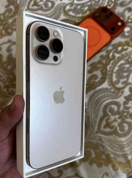 16 برو ماكس ..شرق اوسط
 
جهاز كفاله شرط ع وضع الشركة شخط مابي..

نظافه 100% …بطارية 100% ..ذاكرة 256

داخل الضمان الجهاز .. نموذج M..AEA ماستر 
 
كامل ملحقات الاصليه .

مكاني نجف حي السلام 

السعر 1400 وبي مجال 

***********
