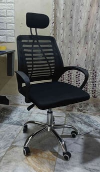 كرسي • ديكور منزلي