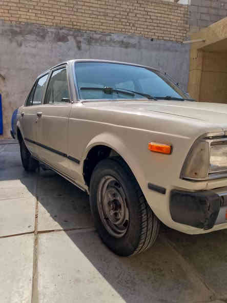 السلام عليكم للبيع كرونا موديل 1980  محرك وكير واكسن كلش نضيفات كهربائيات كلها شغالة تخم تاير مصبوغة احزام بسمي رقم بغداد الجديد السعر ٣٢ هاتف ***********
