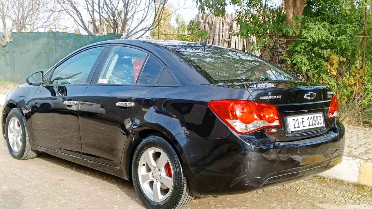 للبيع سياره شفرلیت کروز موديل 2012 خليجي بها دفتر بنزين رقم سليمانيه دولي جديد لغايه 2029 شرط تحويل وكاله گير ومحرك بالشرط گير اوتوماتيك+سبورت محرك 18 سياره بيها قطعتين صبغ  بونيت+چاملغ تبريد تدفيه بالشرط كهربائيه كل الشغال جام اربعه كهربائي تيارات جديد صدر وخلفي جديد بريكABS باتري جديد داخل كلش حلو لونين تركوازي +اسود سياره من دعامي الى دعاميه بالشرط السعر 85 وبها مجال بالتفاصيل اكثر خابر على ارقام ***********//*********** مكان سياره كركوك حي العسكري كركوك, العراق

