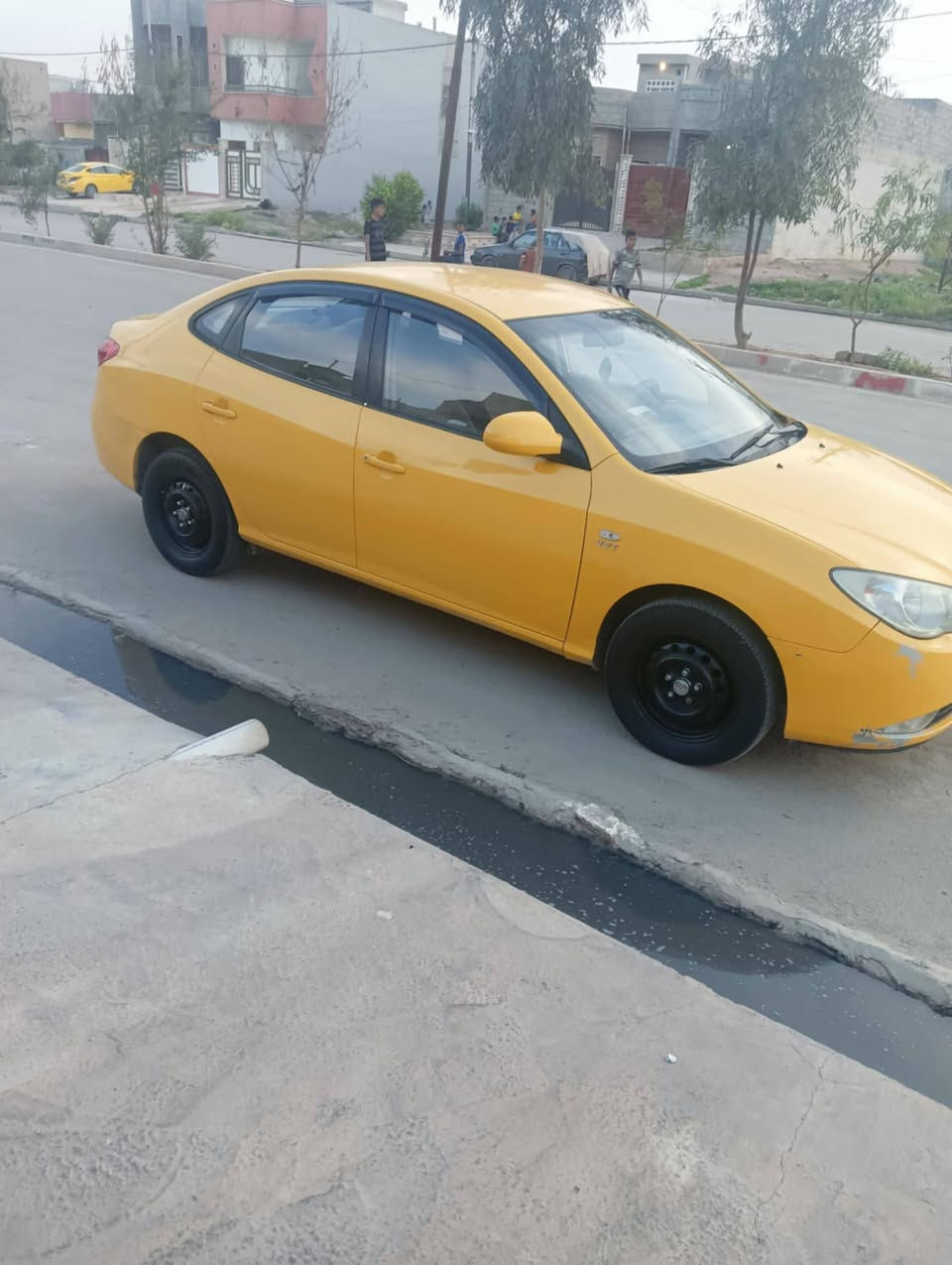 افانتي للبيع موديل 2009 الرقم ديالى انكليزي
تحويل بل موصل 
بدون ضرر كابون بانزين بيها سنويه جديده هزه جديده
السعر 110 وبيها مجال الاتصال على رقم
***********
***********
