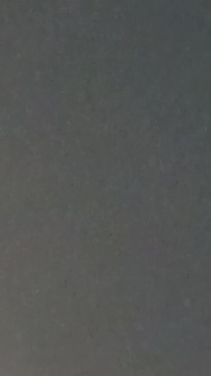 سلام عليكم بيجو بارص البيع مديل 2015السياره بيه البنيد ربعه معمر وهلالات الخلفيه معمر ولتفاصيل الباقيه ***********
وحنه بلخدمه
