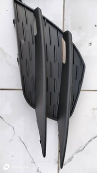 متوفر • قطع غيار