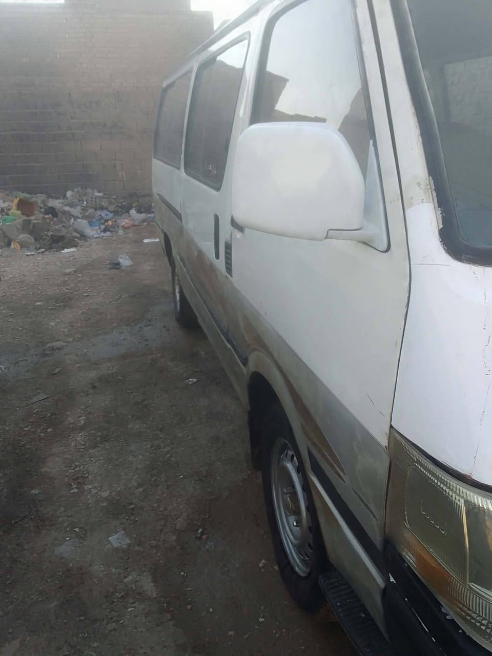 السلام عليكم 
جنبي موديل ١٠ كير ومكينه ونج ناعم مكينه جديده تخم  تاير رقم احمر ديالى سيارة جاهزة بلاديه راعيها موجود ابو الوكالة ام الباركود يمي موجود مستمسكات راعيها عندي السعر ٣٠ مراوس بسيارة صغيرة  هم ترهم شعندك نزل مكاني حلة ***********
