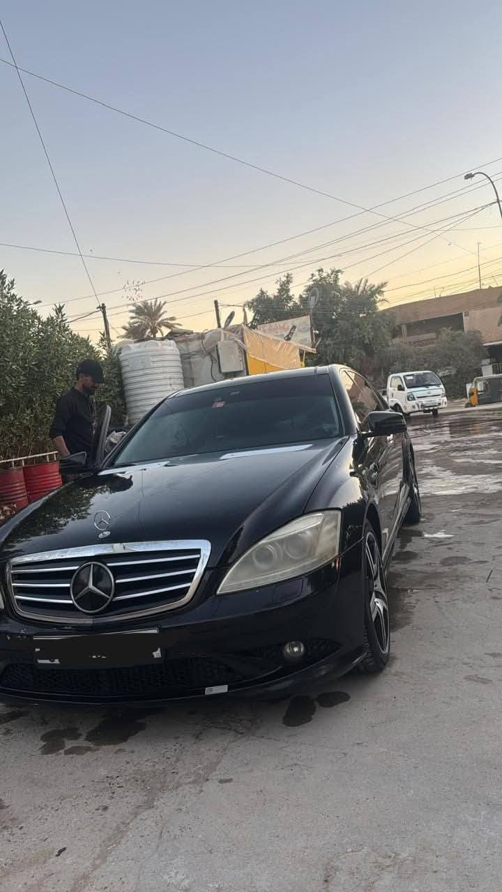 السلام عليكم 550 للبيع فول مواصفات  اي ام جي
موديل 2007
السعر 60 وبيه مجال مكاني البلديات 
***********
