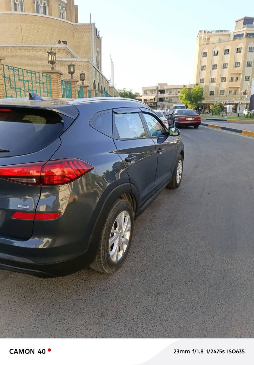 توسان موديل ٢٠ امريكي
حادث بنيد فقط ومصلح نفسه بدون تبديل السيارة رقم بغداد بسمي السعر ١٦٠ وبيه مجال للشراي موبايل *********** ابو عبدالله يوجد واتساب
