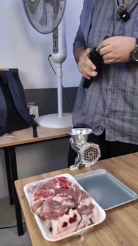 مثرامة يدوية • قطر ٧.٥ سم • ألومنيوم مقاوم للصدأ