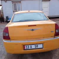 كرايسلر 300 • ١٠ أصلي • للبيع