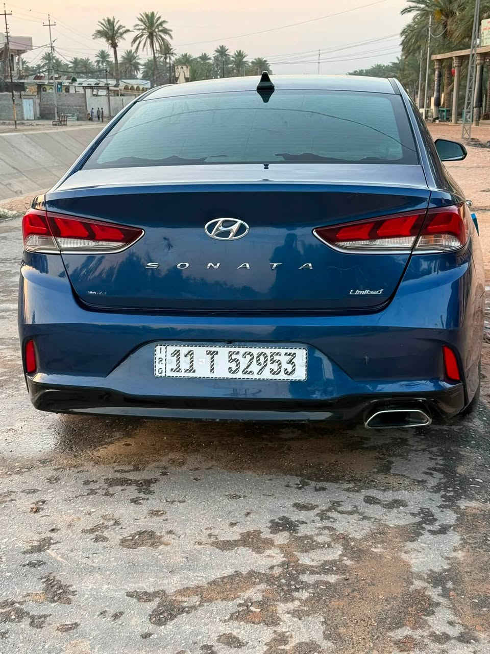 تحية طيبة للبيع سوناتا موديل 2018 وارد أمريكي محرك 2400/GDI/ رقم بغداد  دولي مشروع وطني سنويه باسمي 
كشنات جلد تدفئه تبريد 
تبريد بيانو قطعتين لون ازرق غير محدد 
كشنات كهرباء 
ملاحضه / تبريد قبل اسبوع مضومه كامله تبريد ثلج حداديه تخم تاير كله جديد رادار جانبي ترحيب بصمه تشغيل 
فتحه سقف : بيه قطعتين جاملغ وبنيد 
السعر 120 وبيه مجال 
***********
