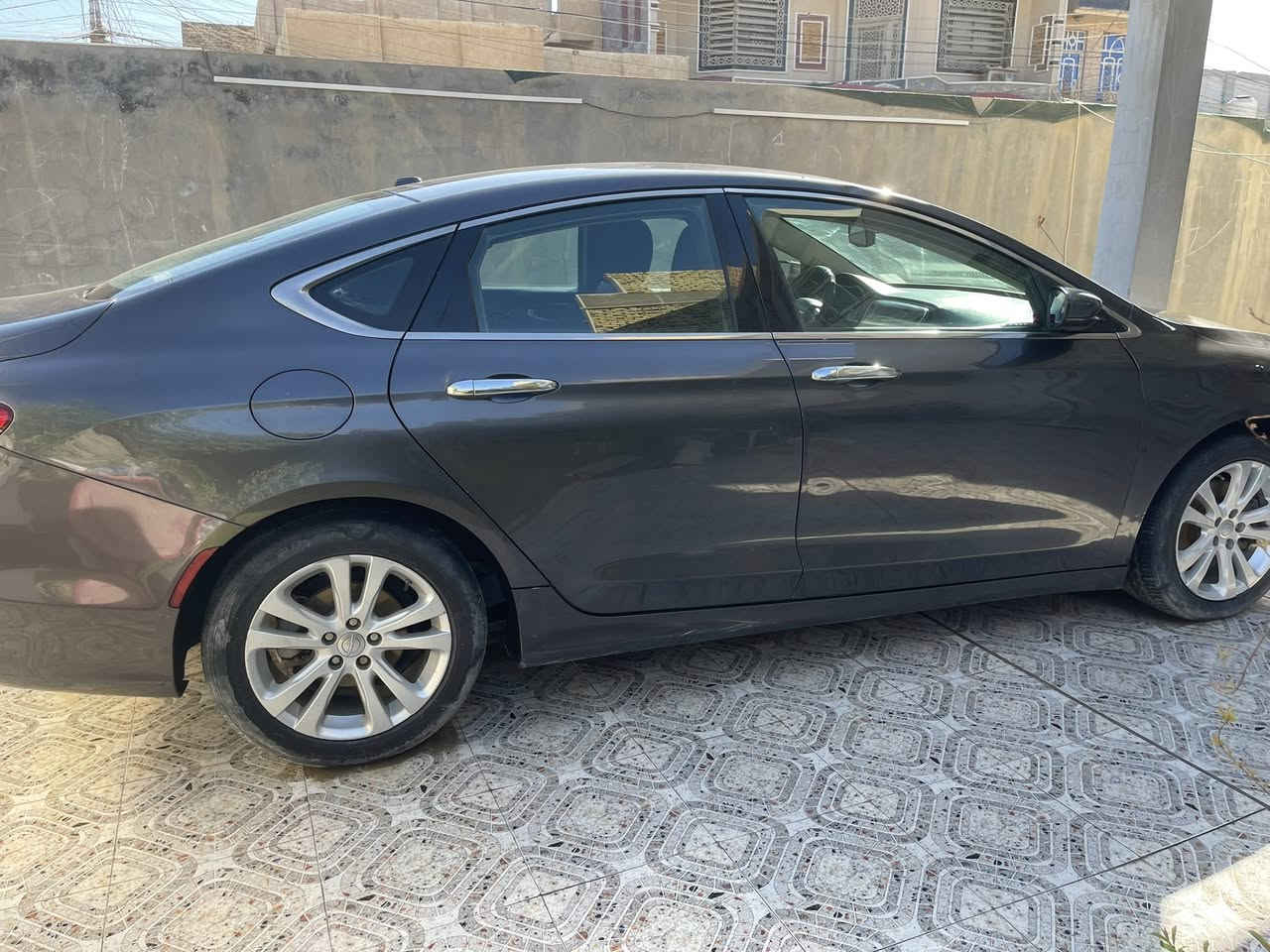 كلايسلر سي ٢٠٠ موديل٢٠١٦  حدادية جديده بنزين عادي سيارة جاهزة حالة السيارة موضح بالسونار السعر ٩٦٠٠$للاستفسار ***********
