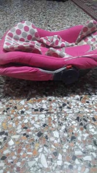 كرسي سيارة طفل • حله شارع 80 • قرب مدرسة زهور