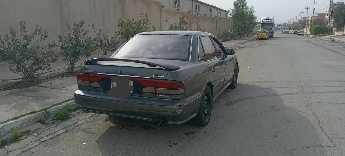 مستبوشي سگما موديل 92 محرك و كير  شرط فول تومامتيك تبريد شغال سقف بوند صندوق تقحيل طخم تاير جديد
بيها بالداير يم قبغ البانزين صبغ فقط

رقم نينوى مشروع وطني شرط التحويل 

مكان السياره موصل حي عدن
السعر 40 وبيها مجال
ملاحظه : مكلف بالنشر لحد يدخل خاص للاستفسار الاتصال على الرقم ‏‪***********‬‏
