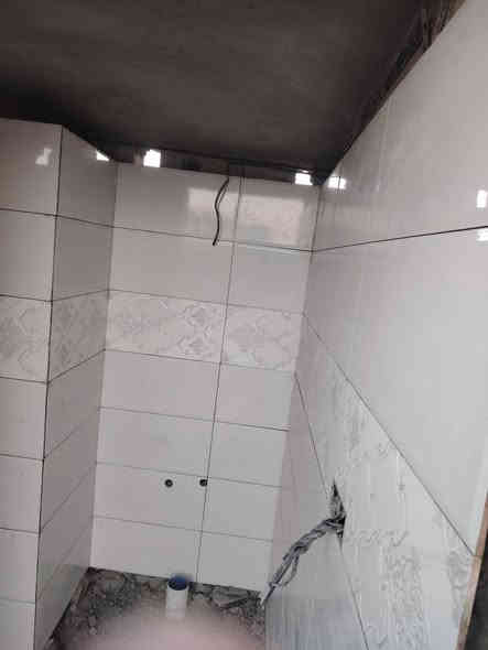 سلام عليكم يوجد خلفه سيراميك متفرغ عن العمل هاذه جزء من عملي الاتصال على الرقم التالي ***********
