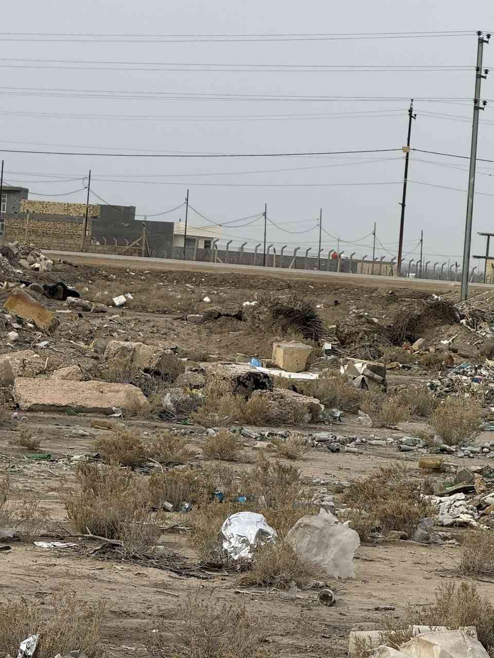 دونمين للبيع تجاريات مباشر على شارع الرئيسي واجه ٣٦متر نزال ١٣٩متر تجاريات مباشر على شارع العام خدمات كامله ماء اساله كهرباء ظفيره مدارس عنوان حله ورديه خارج قرب مطعم الرضوان للاستفسار اكثر مراسلة صفحه أو الاتصال على الرقم داخل المنشور 

***********
