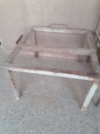 طاولة • بيه مجال