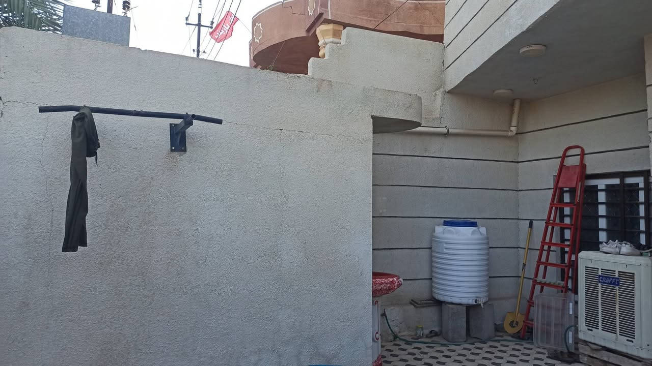 البيت للبيع   المساحه 125
العنوان. الغالبية 
ديالى
زراعي
***********البيع مكاتبة مصدقه  فقط
