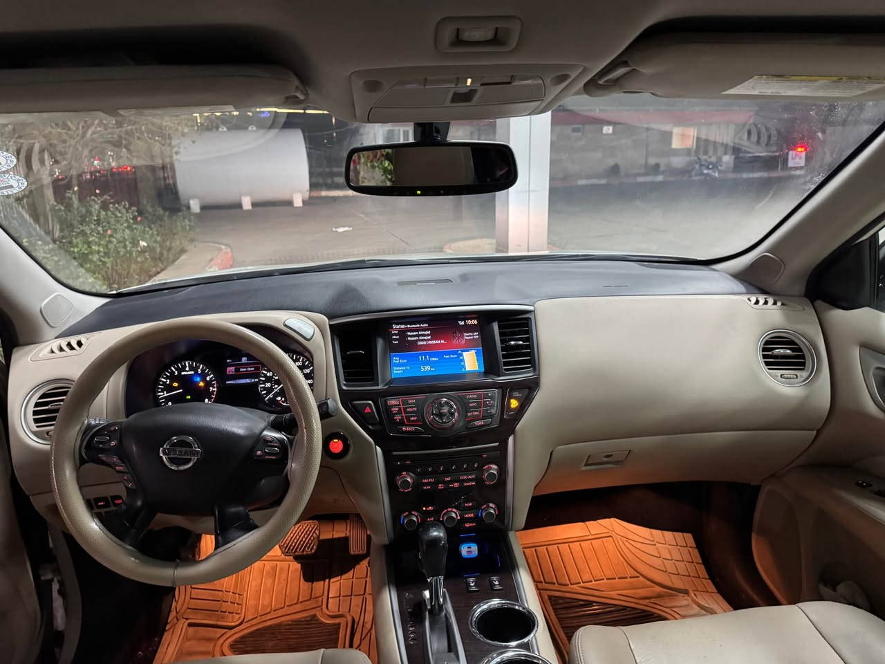 کوردی
پاسفایندەر ٢٠١٦ / SL / V6
فول مواسەفات ناو جلد زەرد، ، ٧ مەقعەد/ سندوق کارەبای/ پێنج کامیرە، حەساس، راداری تەنیشتەکان، کوشن پشت و پێش هیتەر، سوکان هیتەر، ٣ زۆن تەبرید، دوو کوشن پێش کارەبای،  ١٣ سەماعەی Bose، بەسمە، شەغال، زۆر خاوێنە، ٣ پارچە بێ ناوگرتن هەزە و سەنەویە تازەیە. 

------------
عربي
باثفایندر ٢٠١٦ / SL / V6
فول موصفات، جلد ، داخل اصفر. ٣ مقاعد، حاسة خلفية و كاميرا ٣٦٠، رادار. ٤ مقاعد والستيرن هيتر. تبريد مركزي ٣ زونات. كشن أمامي كهربائي. ١٣ سماعات ماركة بوس (Bose). بصمة و شغال. سيارة جاهزة بدون نواقص. ٣ قطع بدون دواخل. هزة والسنوية جديدة. أربيل, العراق


**إذا كنت صاحب هذا الإعلان وتريد حذفه لأي سبب، رجاءا أرسل رسالة إلى الدعم الفني**